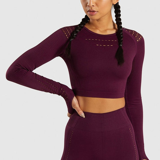 Breathable long-sleeved crop top