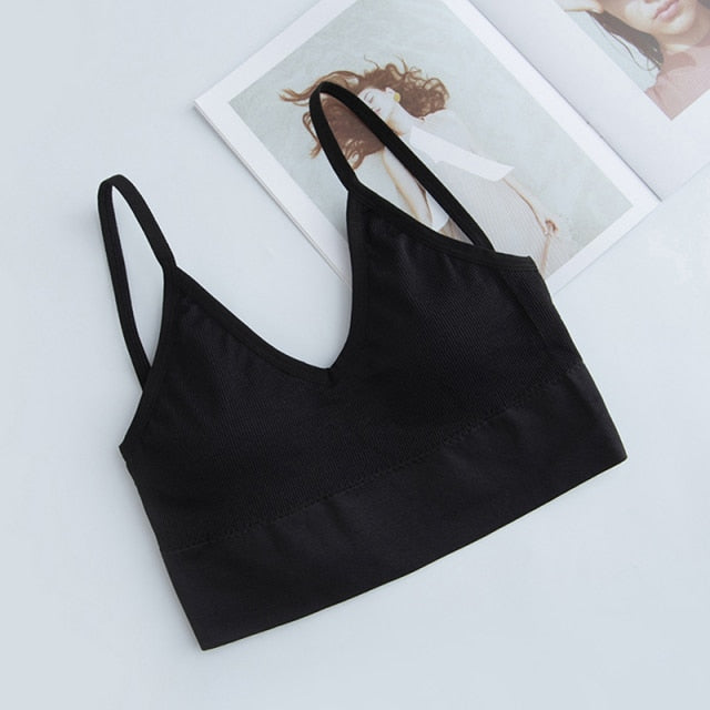 Sports bra with double straps