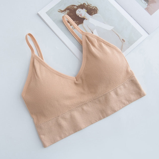 Sports bra with double straps