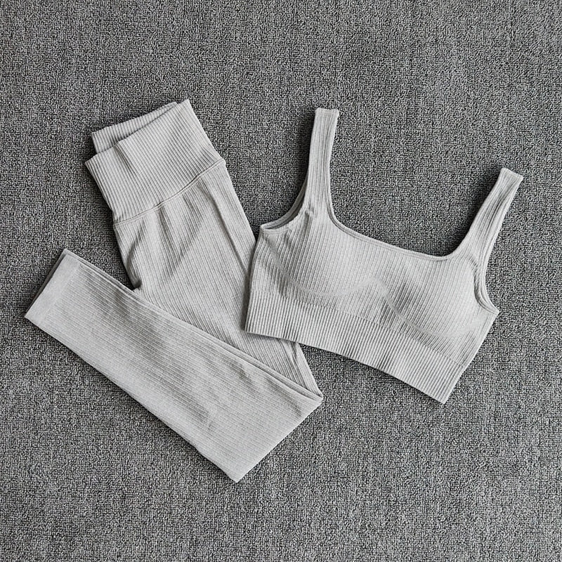 Basic sports bras, leggings and sets