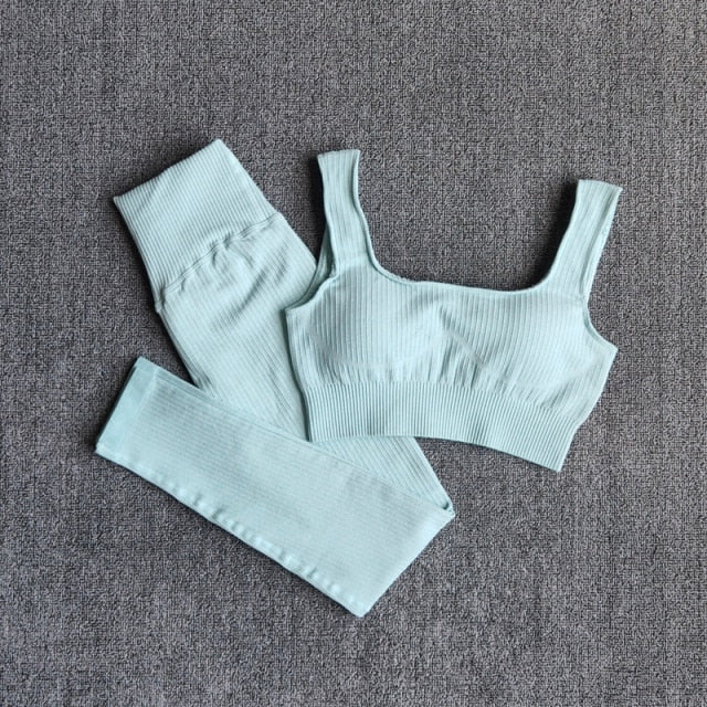 Basic sports bras, leggings and sets