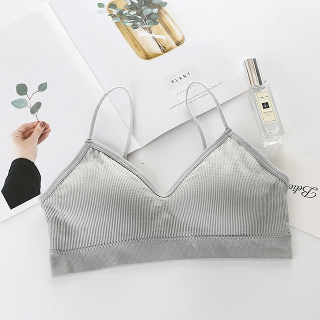 Comfy and elastic sports bra