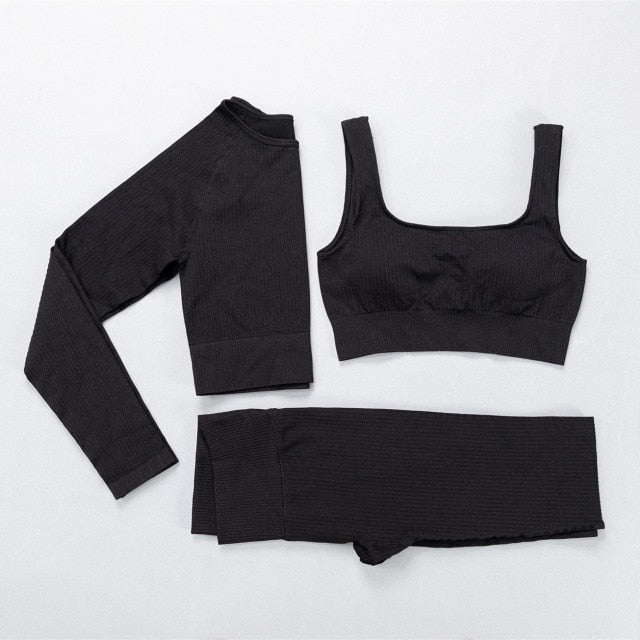 Comfortable sports sets