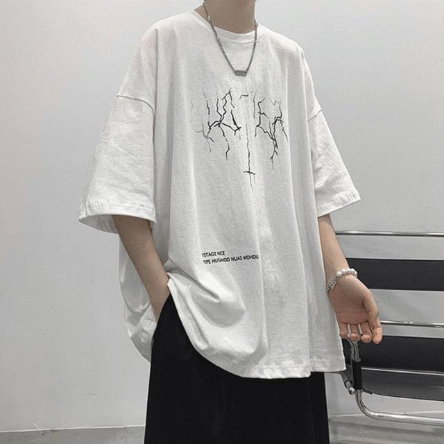 Fashionable oversized t-shirt