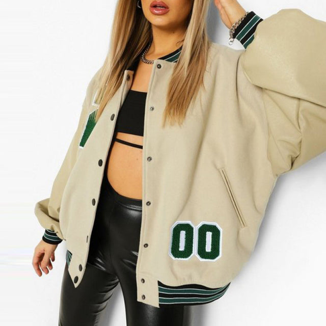 Fashionable baseball jacket