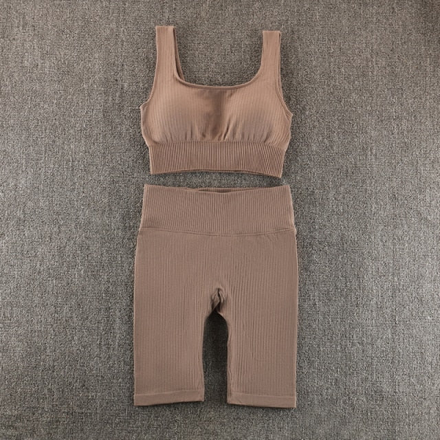 Sports sets in nude colors