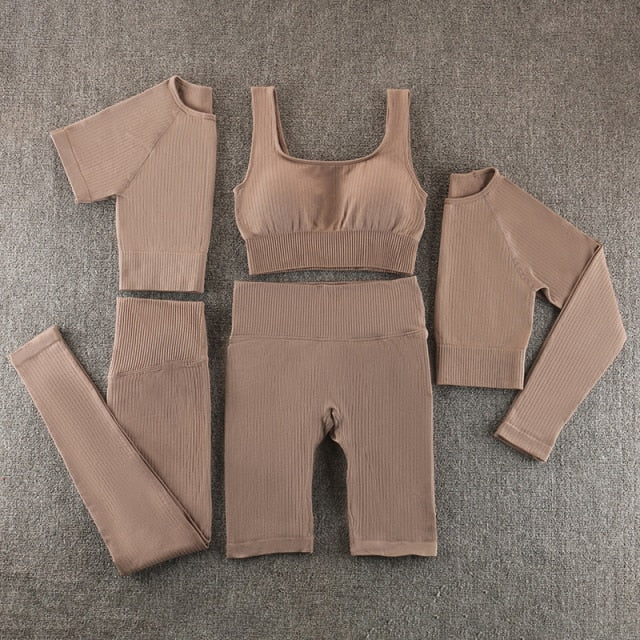 Sports sets in nude colors