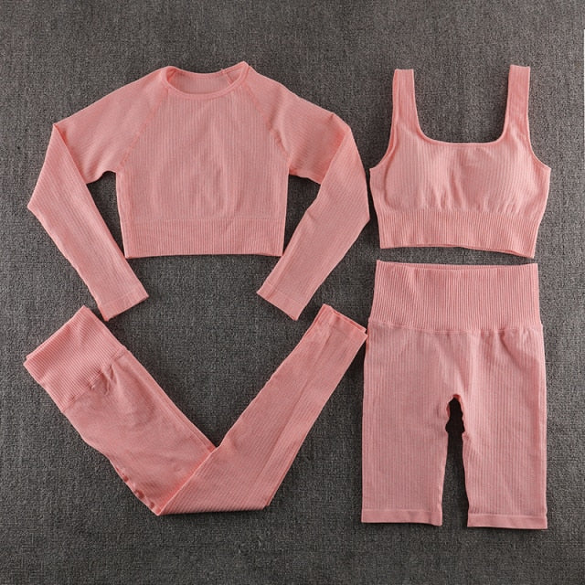 Sports sets in nude colors