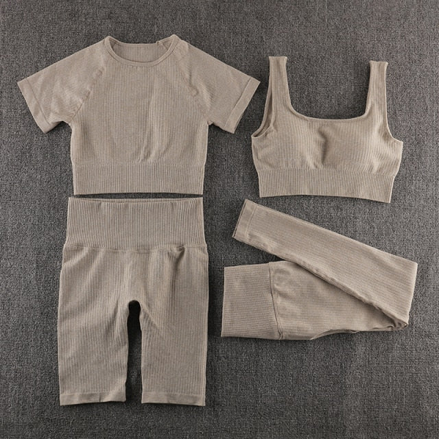 Sports sets in nude colors