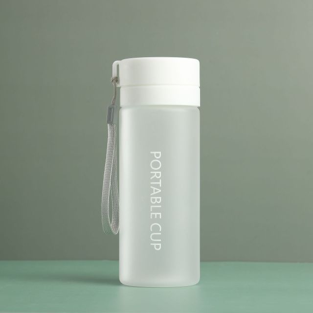 Fashionable drinking bottle