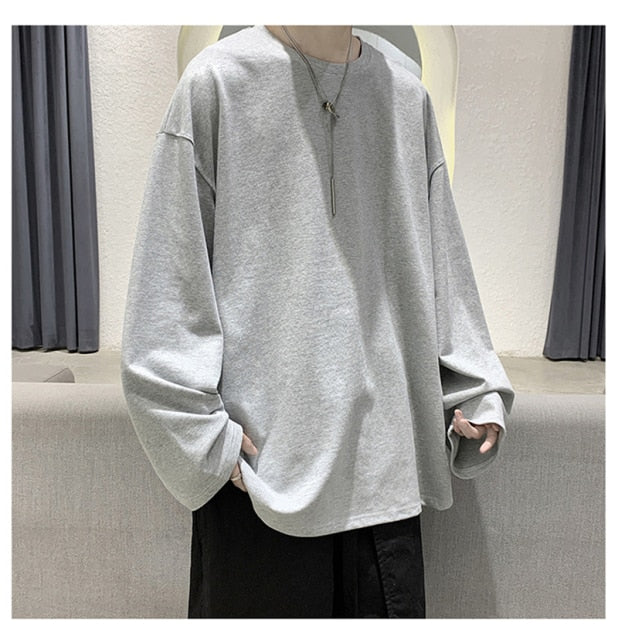 Oversized long-sleeved shirt