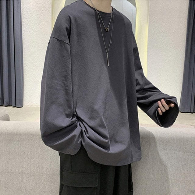 Oversized long-sleeved shirt